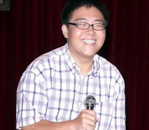 31歲郝劭文淪落到無人知，曾因親媽毀掉了一生，與釋小龍相差甚遠