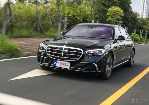 80多萬的價格就能體驗180萬頂配的精髓！這款賓士車值得關注