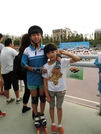 呼圖壁姑娘阿合娜爾·阿達克：夢想從“冰絲帶”起飛