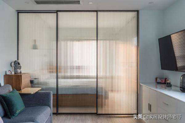 38歲小姐姐的獨居生活：住40㎡小窩，與狗為伴，生活愜意又舒服