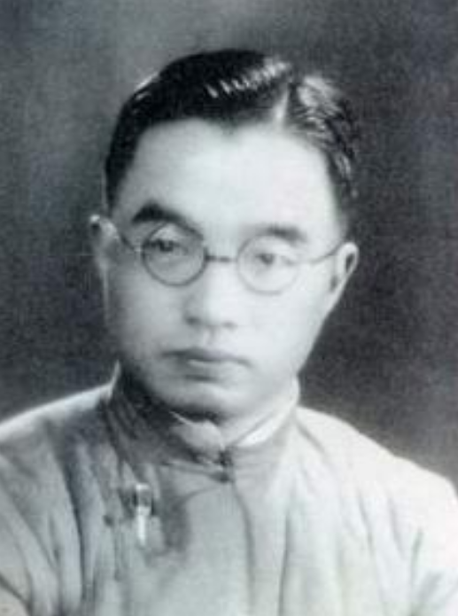 朱自清的《荷塘月色》，水平如何？莫言：行文不自然，病態的唯美