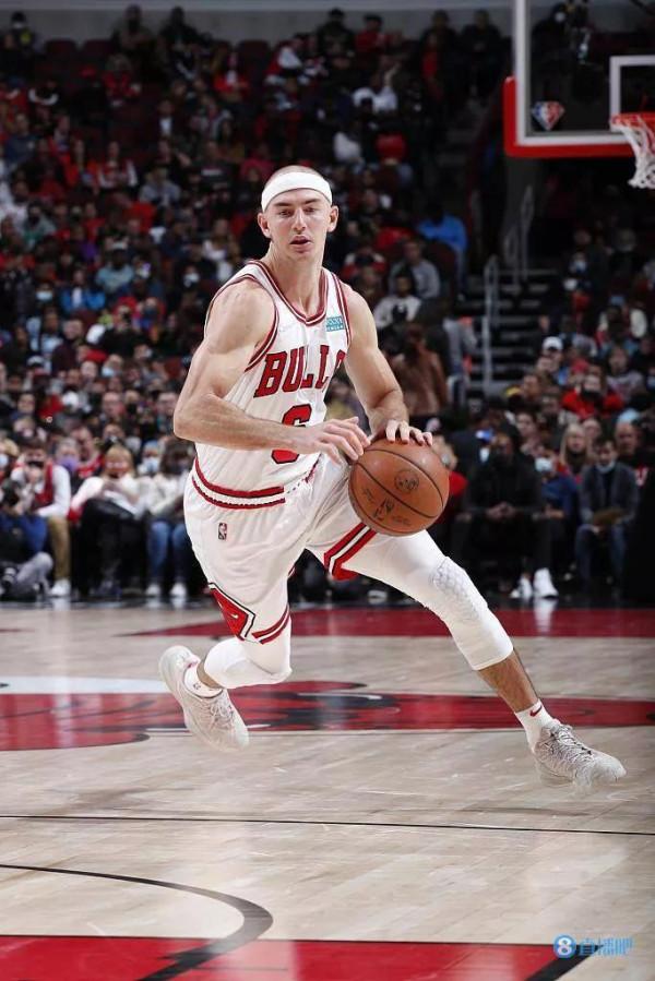 都說勒布朗廢隊友，那離開湖人的這些人組成一隊，能打進季後賽嗎