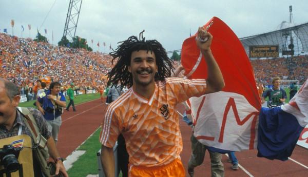 歐洲盃巨星之——“辮帥”古利特 歐洲盃巨星之——“辮帥”古利特