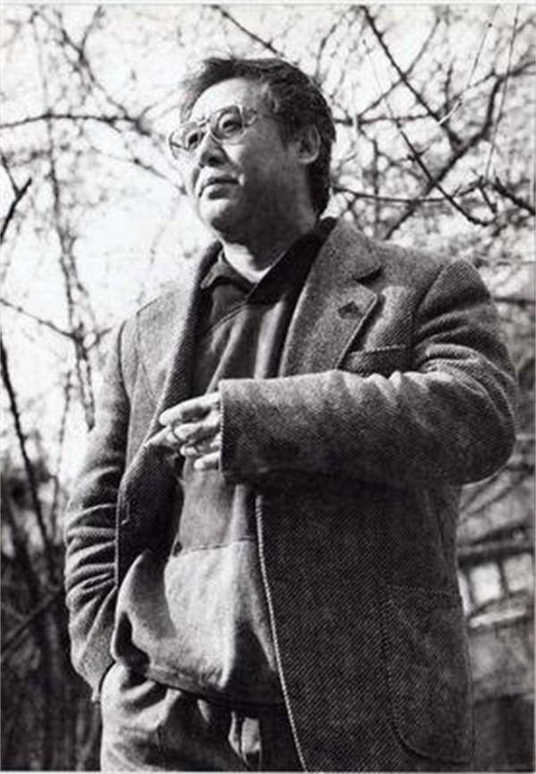 路遙稿費不低為何窮困?只抽好煙一天3包,6年的煙錢夠買幾套房產 路遙稿費不低為何窮困?只抽好煙一天3包,6年的煙錢夠買幾套房產