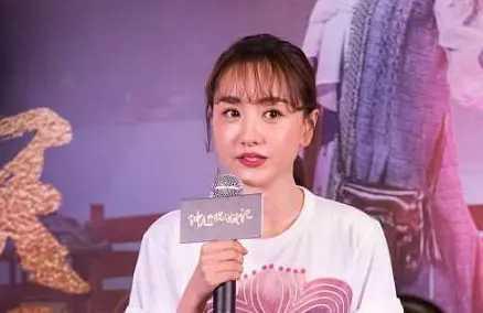 10位女星打玻尿酸前後，楊蓉、戚薇上榜，你還敢盲目“變美”嗎？