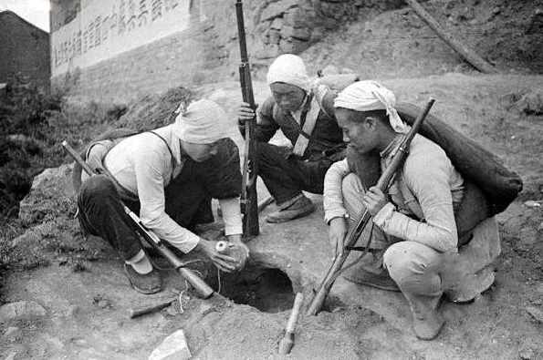 老兵42年後得知立大功：一泡尿，竟送走一名日本高階指揮官