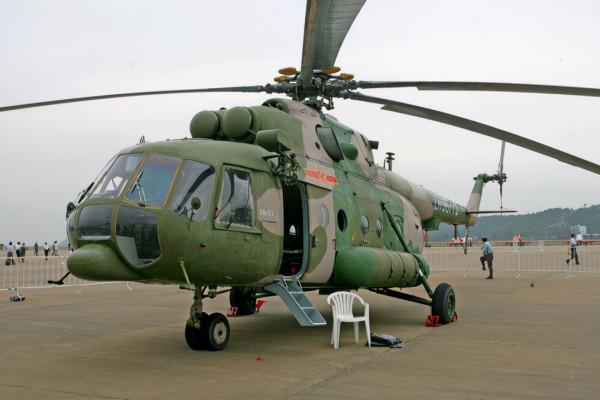 解放軍對臺戰巡成常態，武直-10首次現身，退役將領：模擬奪島