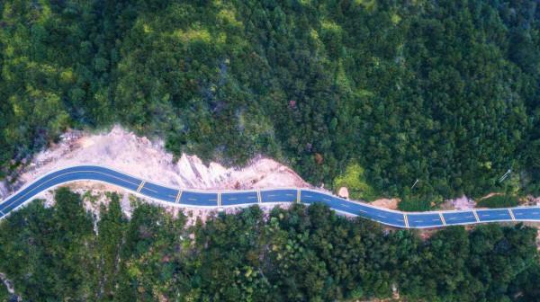 福州超神奇的一棟樓，建築按北斗七星狀排列，颱風來了都要繞著走