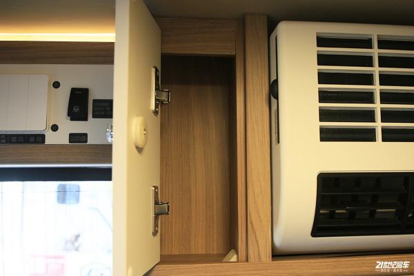 一家三口旅居首選B型房車！全車軟包功能完善！實拍金冠賓歌B500