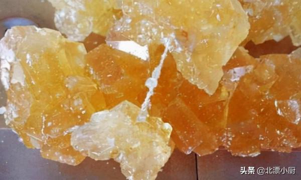 終於明白,黃冰糖和白冰糖區別竟這麼大,瞭解清楚,別再用錯了 終於明白,黃冰糖和白冰糖區別竟這麼大,瞭解清楚,別再用錯了