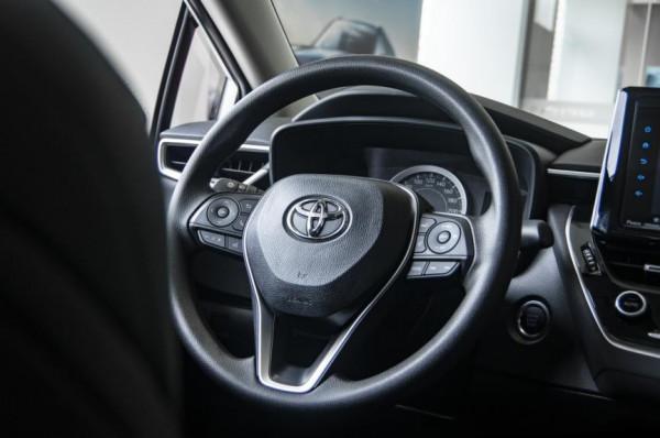 廣汽豐田凌尚成都到店，軸距加長至2750mm，安全配置挺高