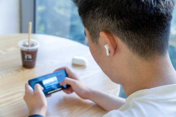 499元檔位實力多面手！一加 Buds Z2體驗評測