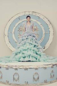 設計全球首個迪斯尼公主婚紗晚裝系列Kev Yiu望女性活出心中的公主