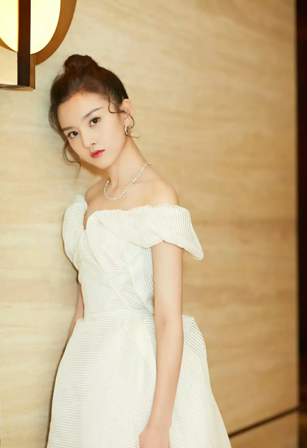 “小張柏芝”宋祖兒：氣質優雅溫婉美麗高畫質寫真集（2）