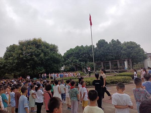 楊橋鎮中心學校紮實開展第24屆推普周活動 楊橋鎮中心學校紮實開展第24屆推普周活動