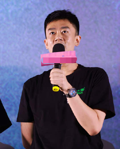 67歲李雪健為兒子電影撐場，吐詞不清身體引擔憂，父子情令人動容