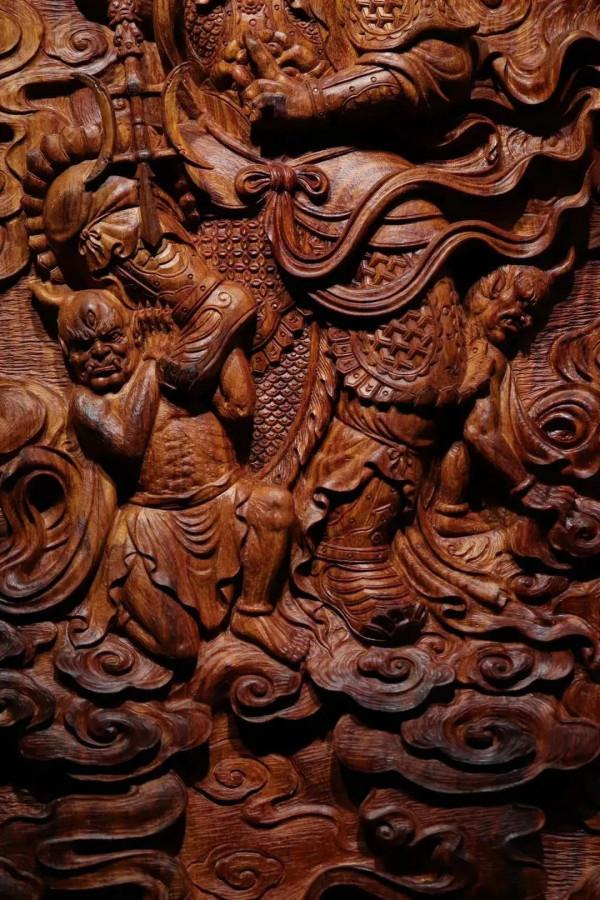 神荼鬱壘門神掛屏！這，是今天我見到的最漂亮的雕刻作品