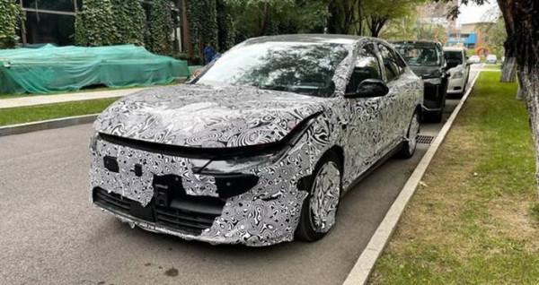 威馬M7諜照曝光,基於概念車Maven打造 威馬M7諜照曝光,基於概念車Maven打造