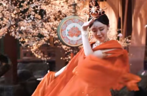 《少年歌行》真人動漫哪家強？李寒衣有那味了，蕭瑟攔千落神還原