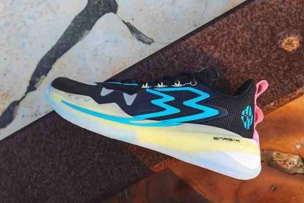 不止李寧和安踏！匹克新款很亮眼，特步休閒鞋崛起，361的也超帥