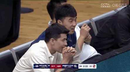 14中11!艾孜麥提大秀中投,楊毅讚歎:像劉玉棟長著王治郅的左手 14中11!艾孜麥提大秀中投,楊毅讚歎:像劉玉棟長著王治郅的左手