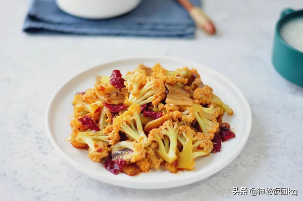 菜花像我這樣做,香脆爽口又入味,米飯有多少吃多少 菜花像我這樣做,香脆爽口又入味,米飯有多少吃多少