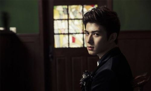 神奇的《小時代》劇組，戲內角色全軍覆沒，戲外主演銷聲匿跡