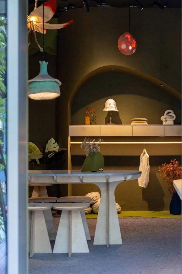 定製傢俱組成的靈活藝術空間 - FEI X MIE合作店&sol;共存空間 &sol; 泥木建築工作室