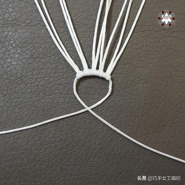 用繩子就能編出漂亮的雪花，超詳細的教程，一步一步教你編