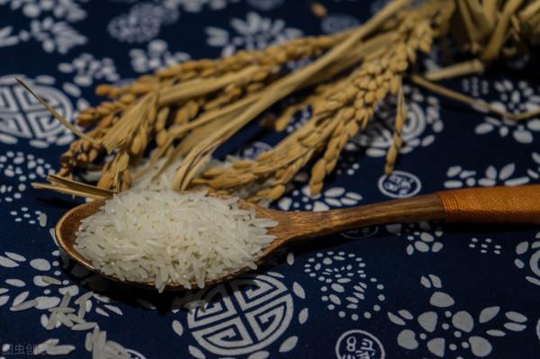 慢性咽炎?送你六味藥,清養肺胃,降逆下氣,幫你清清嗓子 慢性咽炎?送你六味藥,清養肺胃,降逆下氣,幫你清清嗓子