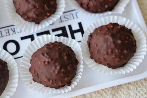 天氣冷,來點熱量甜品吧!一口下去太治癒了,一年至少吃一次吧 天氣冷,來點熱量甜品吧!一口下去太治癒了,一年至少吃一次吧