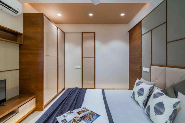 比起樣板間，這套160㎡有煙火氣的大平層，才是大多數家庭的樣子