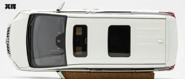 最貴的麵包車，雷克薩斯LM模型對比測評