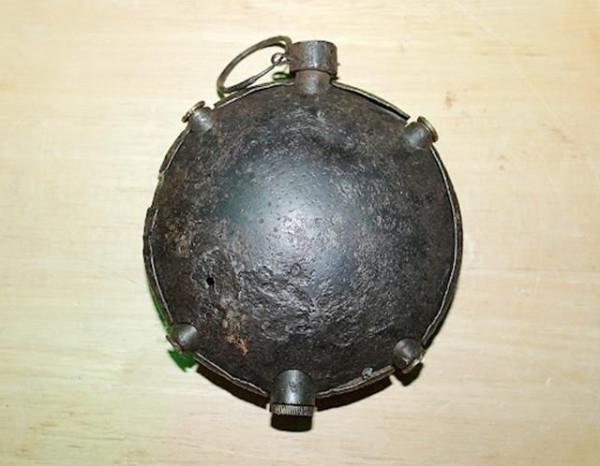 德軍最愛的“小烏龜”:一戰德軍使用的餅形手榴彈 德軍最愛的“小烏龜”:一戰德軍使用的餅形手榴彈