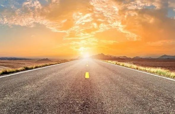 格局越大的人,越容易走上坡路 格局越大的人,越容易走上坡路