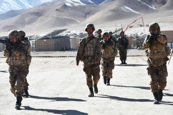 聚焦演兵場 | 警衛兵硬核出擊！