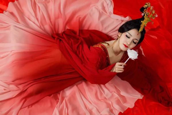 古典舞女神唐詩逸:第一名被北舞錄取,任中國歌舞劇院首席舞者 古典舞女神唐詩逸:第一名被北舞錄取,任中國歌舞劇院首席舞者