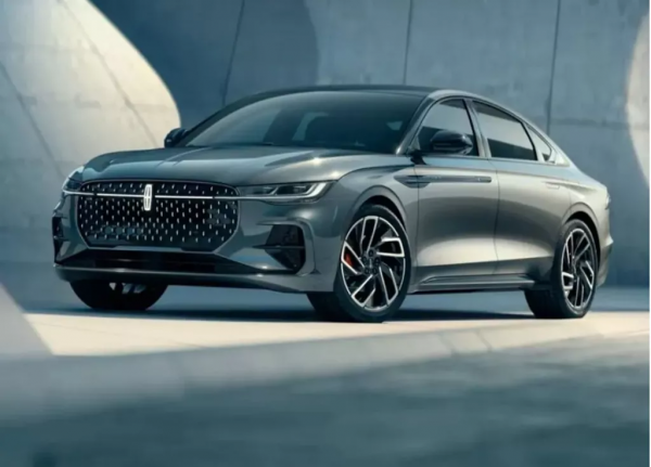 每週新車 | 除了半個億的布加迪,廣州車展還有哪些車值得看? 每週新車 | 除了半個億的布加迪,廣州車展還有哪些車值得看?