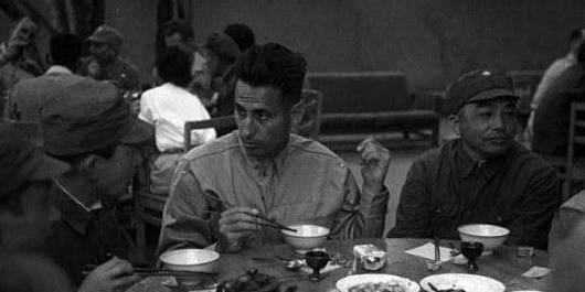 抗戰期間的國共軍隊伙食，有的部隊吃肉吃到膩