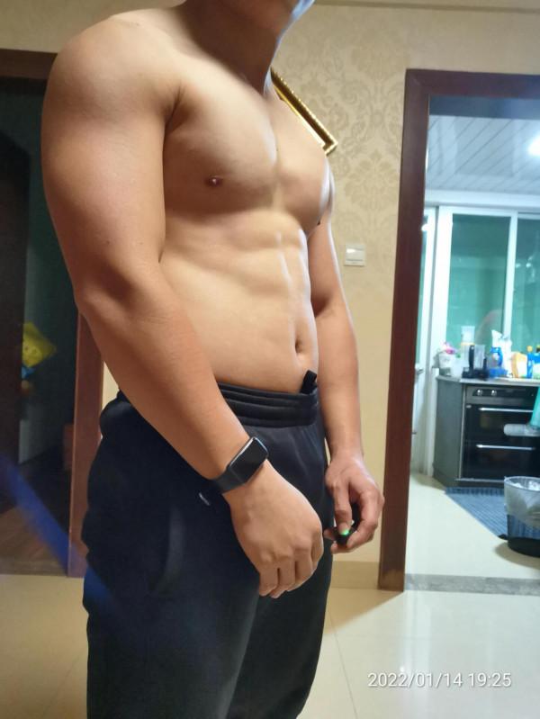 擼鐵第31天（半年多沒運動，爭取農曆新年前6塊腹肌）