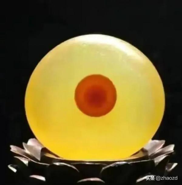 不可多得的多彩奇石 不可多得的多彩奇石