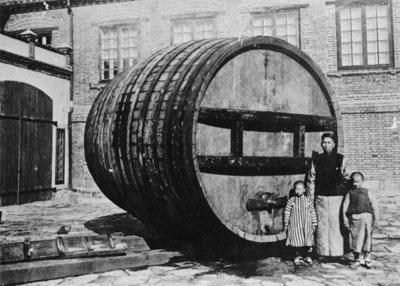 從放牛娃到華人首富,中國葡萄酒之父的“逆襲”之路 從放牛娃到華人首富,中國葡萄酒之父的“逆襲”之路