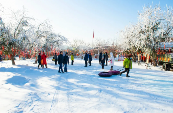 車神架“下雪了”！冰雪樂園玩瘋了