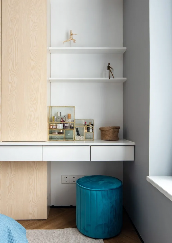 80㎡簡約新房,餐廳、書房、客臥三合一,高顏值拼色牆時髦有腔調 80㎡簡約新房,餐廳、書房、客臥三合一,高顏值拼色牆時髦有腔調