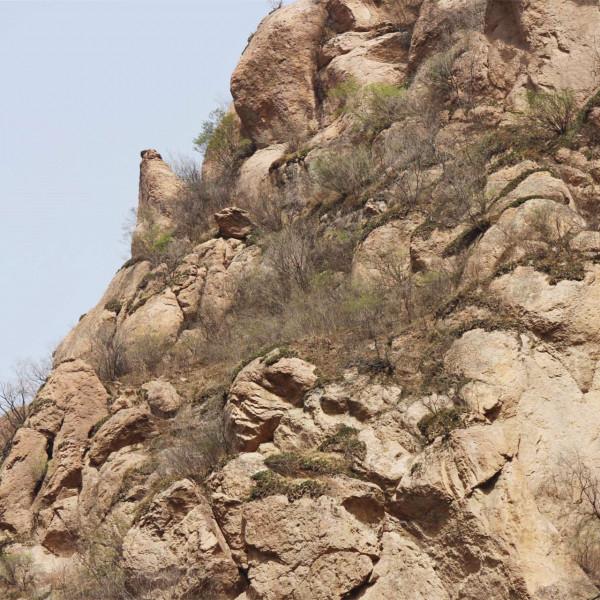 京西這條鄉村公路兩側有山、有水、有古村