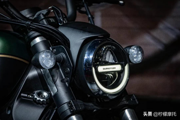 雙龍齊發！QJMOTOR攜全新車款引燃重慶摩博會