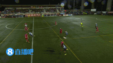 武磊本場資料：打滿90分鐘，1次助攻1次射正1次過人