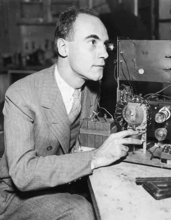 科學家用鐳射照射真空,冒出一種神奇粒子,比氫彈威力還大 科學家用鐳射照射真空,冒出一種神奇粒子,比氫彈威力還大