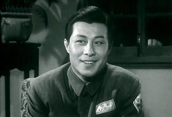 別再吹捧“建模臉”了！這4位男演員告訴你，什麼是小說男主的臉