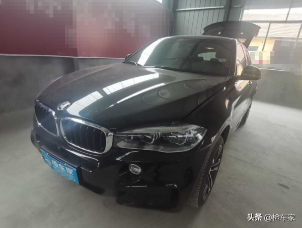 這輛寶馬X6給了錢不敢開走，拆開內飾買家看傻眼，網友：上頭了